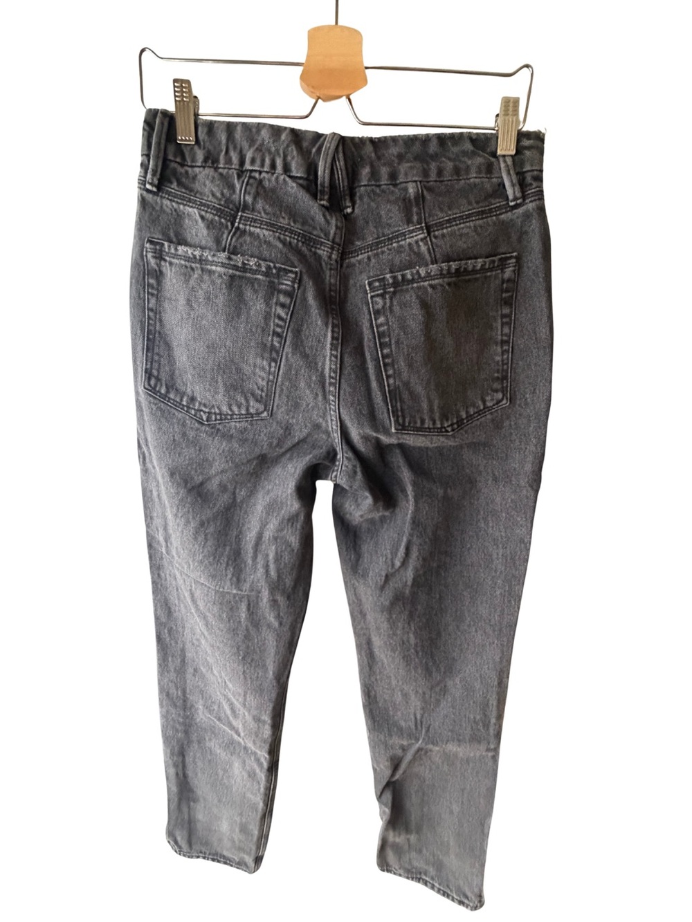 Good American Good 90s Straight Leg Jeans in Washed Black with Knee Rip 6/28 - Picture 5 of 5